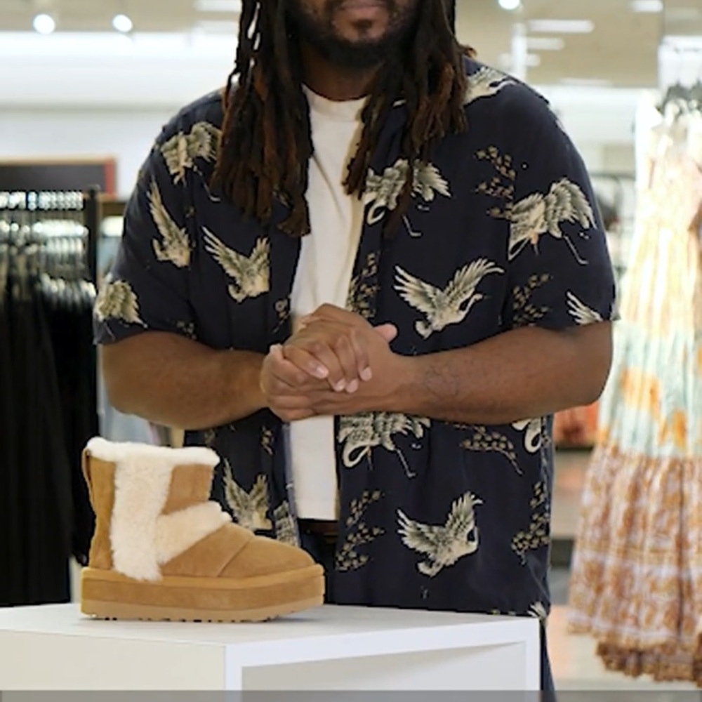 UGG® Classic Chillapeak Genuine Shearling
Trimmed Boot - Picture 16 of 16